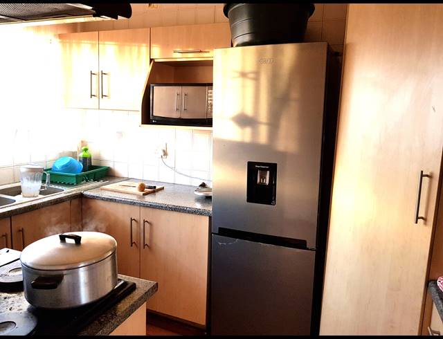 3 BEDROOM FLAT FOR SALE IN VEREENIGING CENTRAL